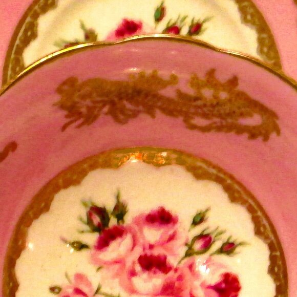 Vtg Royal Stafford bouquet of pink roses,rosebuds,greenery pedestal teacup set - Picture 2 of 12